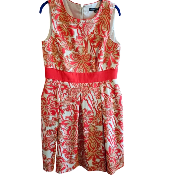 Preston and York Red and White with Gold Sleeveless Dress Size 8 - Picture 4 of 4